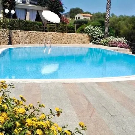 Maiorca House *
